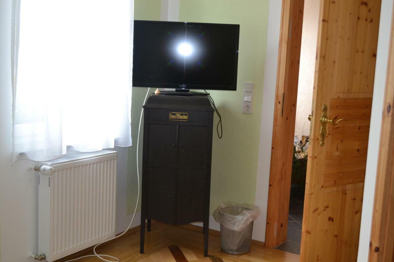 Pension - Hierzer Herborn  エクステリア 写真