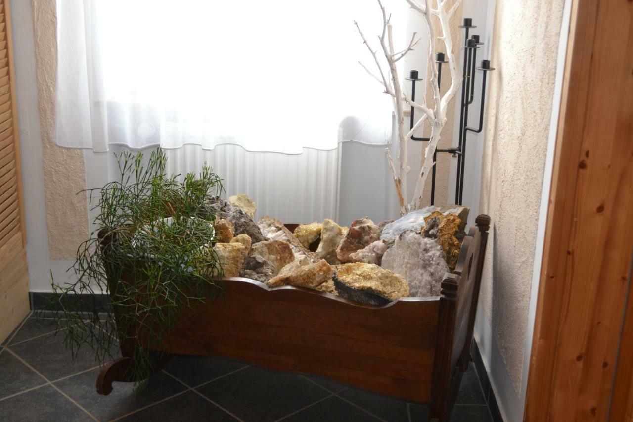 Pension - Hierzer Herborn  エクステリア 写真