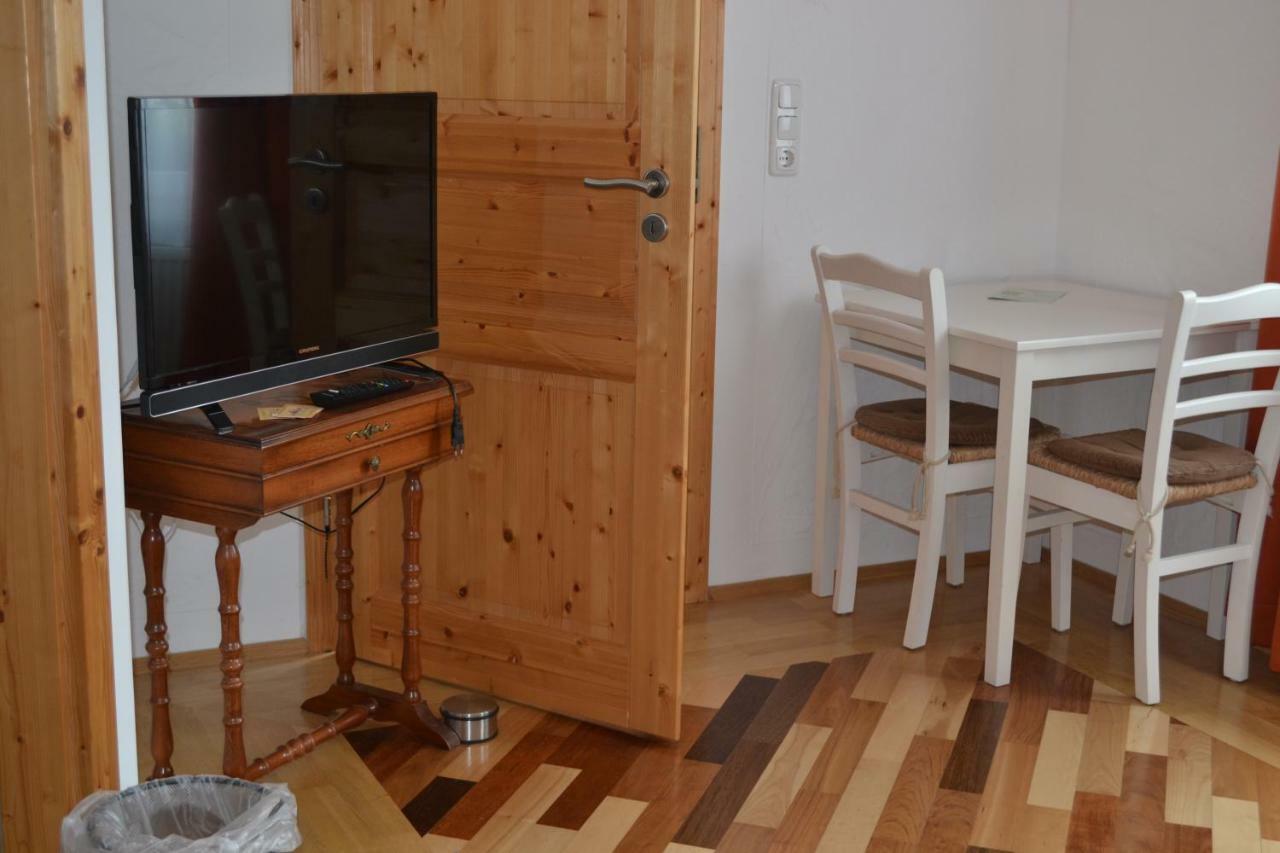 Pension - Hierzer Herborn  エクステリア 写真